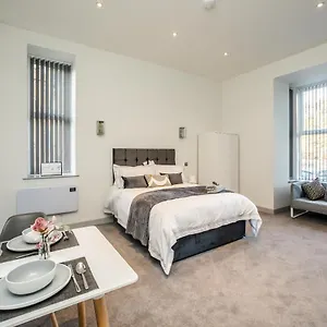 Greenhead Apartment Huddersfield