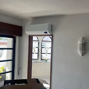 Spacious Two Bedroom Apt, 200m From The Apartment Carvoeiro (Lagoa)